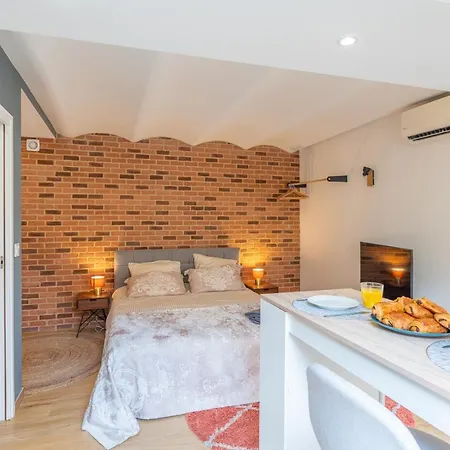 Cosy Renove 150m De Monaco Daire *