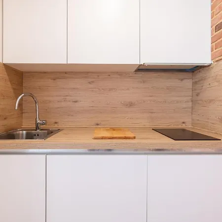 Daire Cosy Renove 150m De Monaco